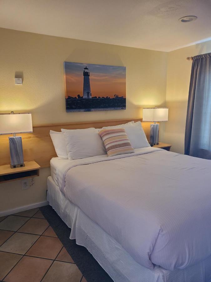 Sunny Cove Motel Капитола Екстериор снимка
